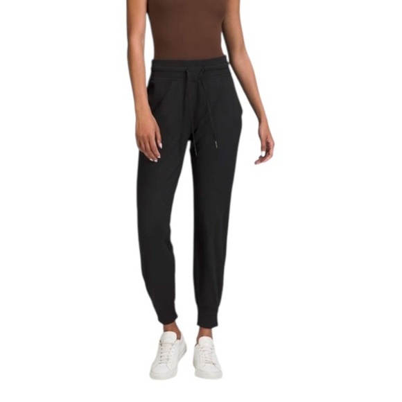 Lululemon Ready to Rulu High-Rise Jogger in Black - Picture 2 of 8